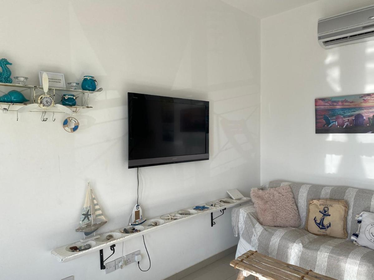 Two Bedroom Duplex :Mountain And Sea View Larnaca Exterior foto